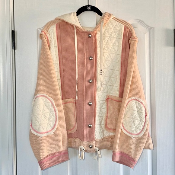 POL Jackets & Blazers - 💕POL Mixed Fabric Quilted Button Down Jacket